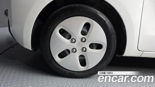 Kia RAY Новый Kia Ray Фургон — Фото автомобиля 5