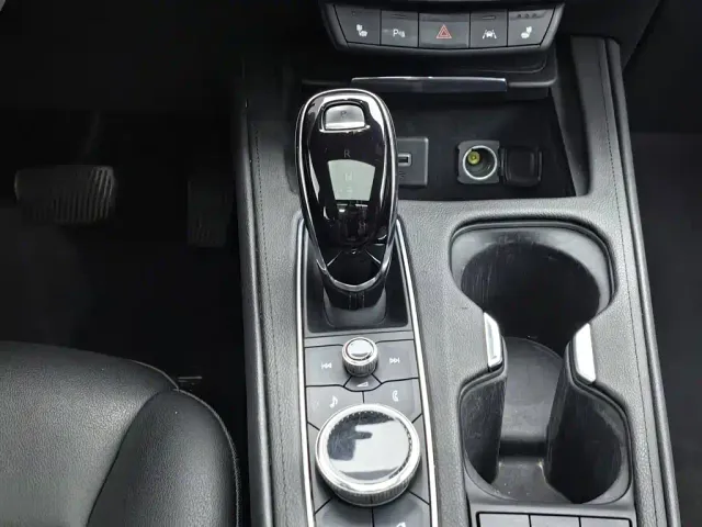 Cadillac XT4 — Фото автомобиля 13