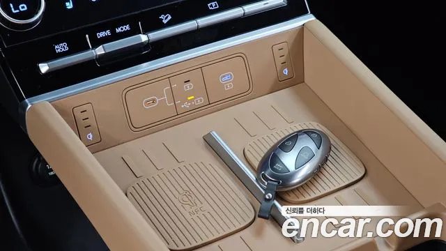 Hyundai Santa Fe — Фото автомобиля 27