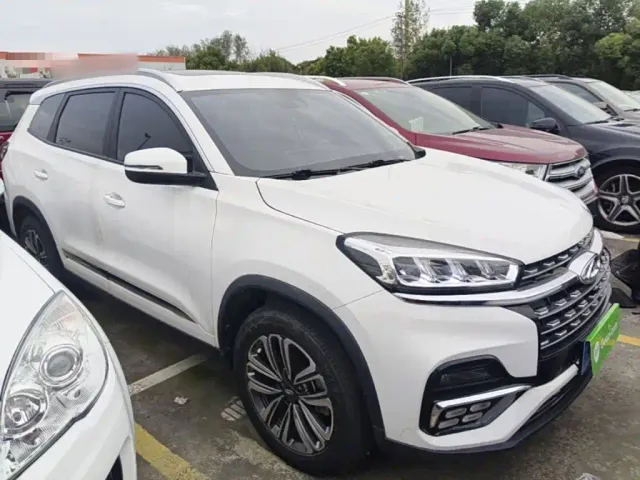 Chery Tiggo 8 — Фото автомобиля 3