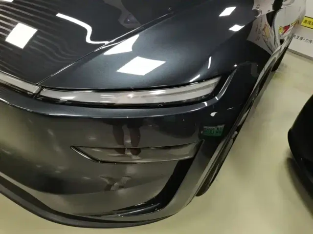 Tesla Model Y — Фото автомобиля 23