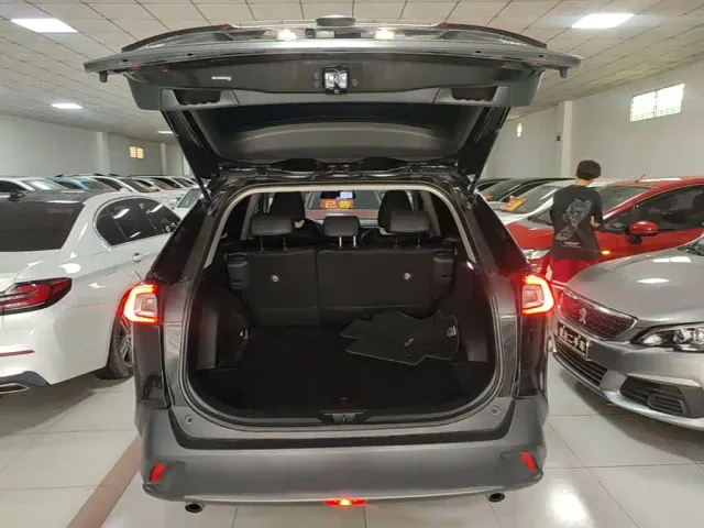 Toyota Wildlander — Фото автомобиля 18