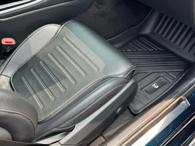Mercedes-Benz C-Class — Фото автомобиля 13