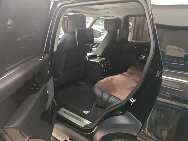 Land Rover Range Rover — Фото автомобиля 5