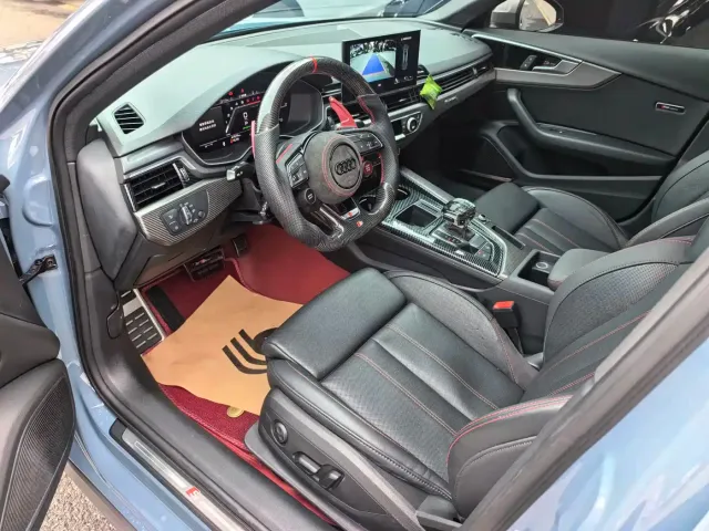 Audi A4L — Фото автомобиля 6