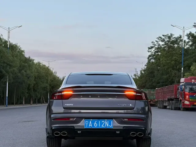 Geely Xingrui — Фото автомобиля 8