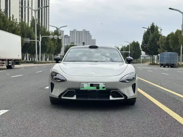 Xiaomi SU7 — Фото автомобиля 2