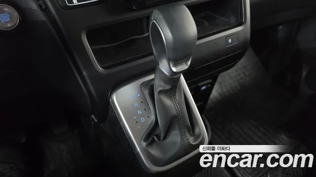 Hyundai Staria — Фото автомобиля 12