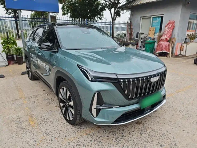 Geely Boyue L 2025 4th Gen 1.5TD DCT Splendor — Фото автомобиля 3