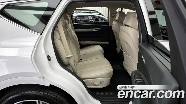 Genesis GV80 2.5T Бензин AWD — Фото автомобиля 12