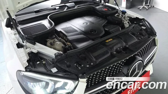 Mercedes-Benz GLE-Class — Фото автомобиля 6