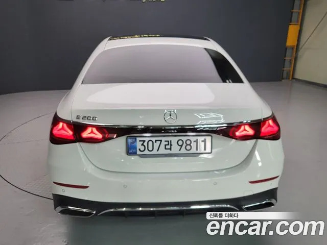 Mercedes-Benz E-Class W214 — Фото автомобиля 4