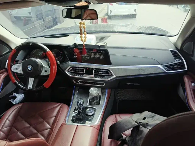 BMW X5 — Фото автомобиля 12