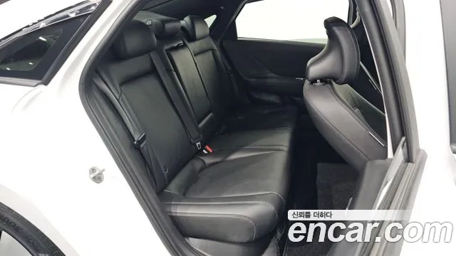 Hyundai Ioniq 6 — Фото автомобиля 16