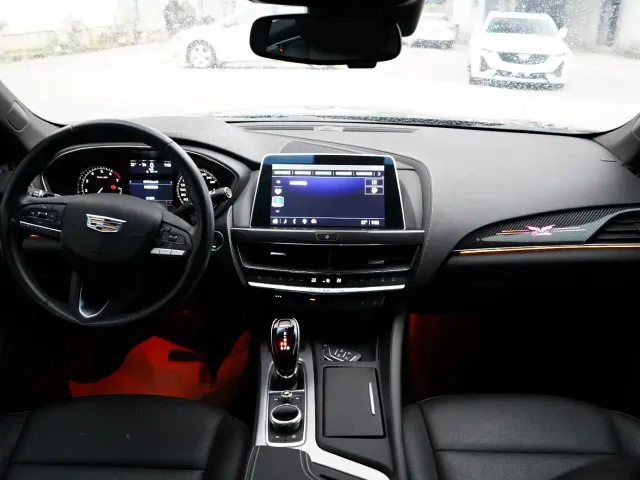 Cadillac CT5 — Фото автомобиля 5