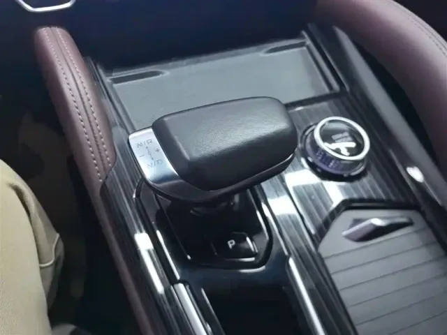 Geely Xingyue L — Фото автомобиля 13