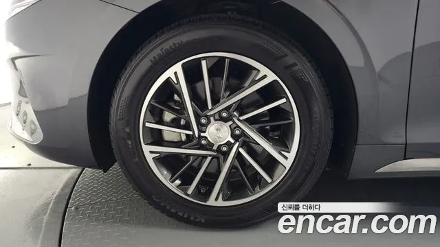 Hyundai Grandeur Новый Grandeur IG — Фото автомобиля 5