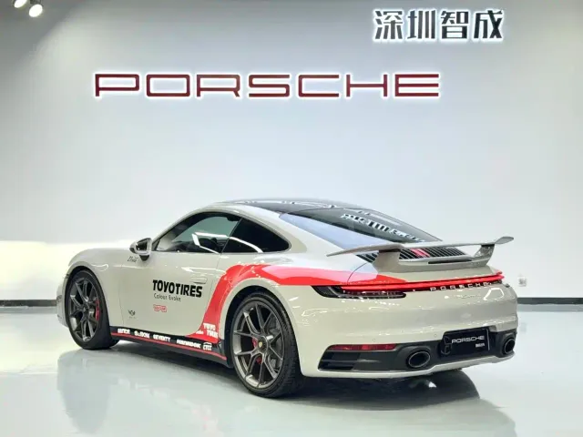 Porsche 911 — Фото автомобиля 4