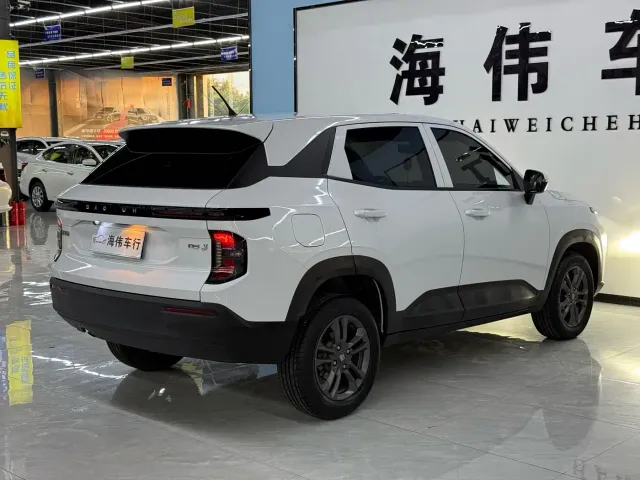Baojun RS-3 — Фото автомобиля 6