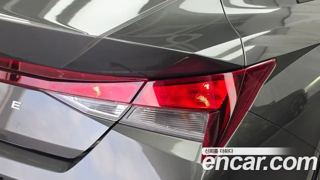 Hyundai Avante CN7 — Фото автомобиля 8