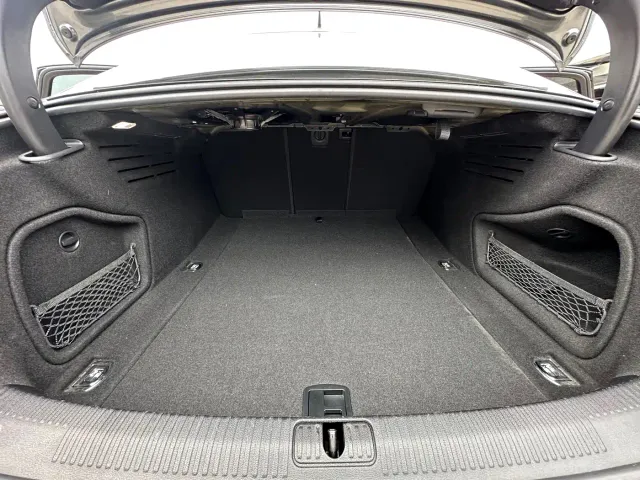 Audi A4L — Фото автомобиля 25