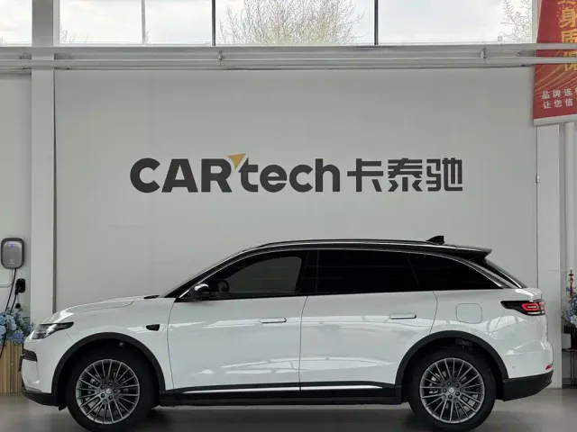 Leapmotor C11 — Фото автомобиля 8