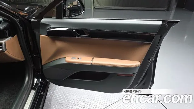 Hyundai Grandeur GN7 — Фото автомобиля 23