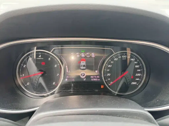 Hongqi Hongqi H5 2022 Classic Facelift 1.8T Automatic Smart Connect Flag Rhythm Edition — Фото автомобиля 15