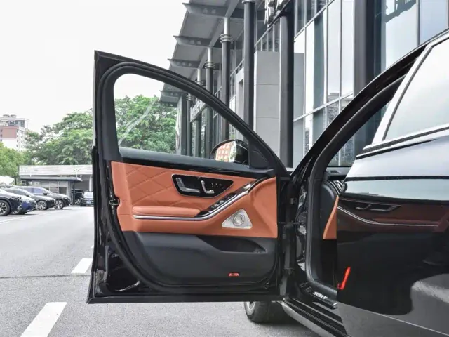 Mercedes-Benz Maybach S-Class — Фото автомобиля 18
