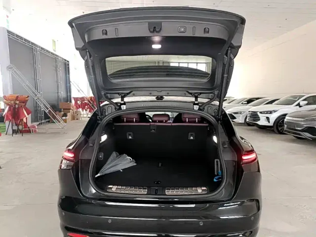 Nio ET5 Touring — Фото автомобиля 18