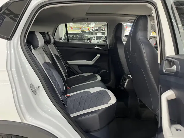 Volkswagen Tharu — Фото автомобиля 10
