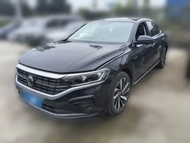 Фотография автомобиля — Volkswagen Passat
