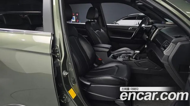 KG_Mobility_Ssangyong Rexton Новый Rexton Sport Khan Дизель 2.2 4WD — Фото автомобиля 10