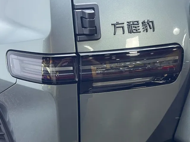 BYD FangChengBao Titanium 3 — Фото автомобиля 12