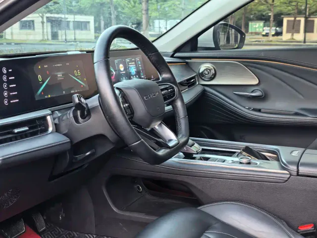 Chery Arrizo 8 — Фото автомобиля 5