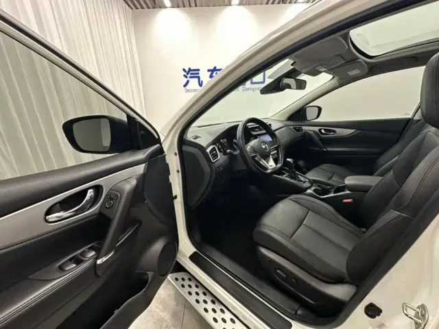 Nissan Qashqai — Фото автомобиля 11