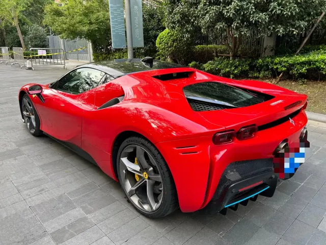 Ferrari SF90 — Фото автомобиля 5