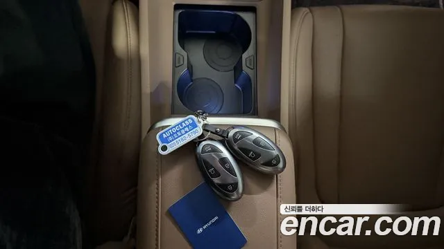 Hyundai Grandeur GN7 — Фото автомобиля 9