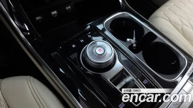 Kia Carnival 4th Gen — Фото автомобиля 12