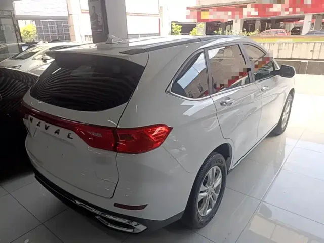 Haval M6 — Фото автомобиля 6