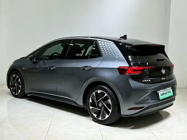 Volkswagen ID.3 — Фото автомобиля 18
