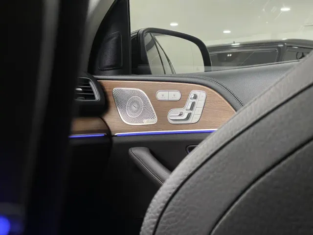 Mercedes-Benz GLS-Class — Фото автомобиля 27