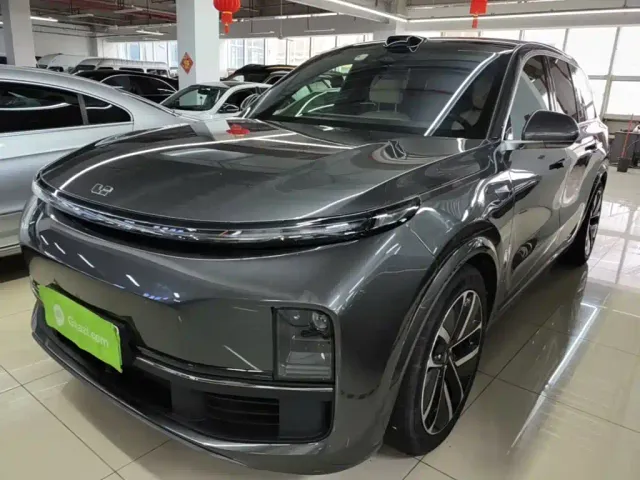 Фотография автомобиля — Li Auto L9