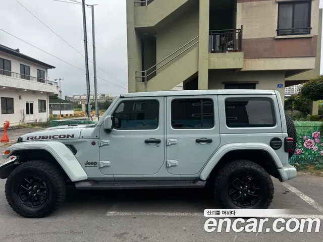 Jeep Wrangler JL — Фото автомобиля 3