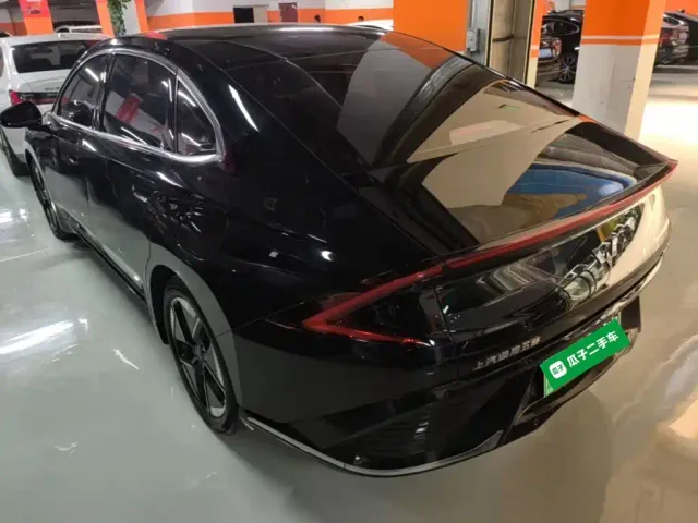 Wuling Starlight — Фото автомобиля 4