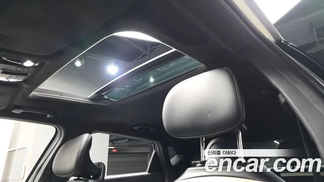 Kia EV6 — Фото автомобиля 22