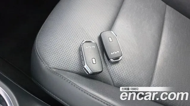 Kia Niro Niro (New) — Фото автомобиля 19