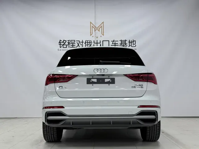 Audi Q3 — Фото автомобиля 5