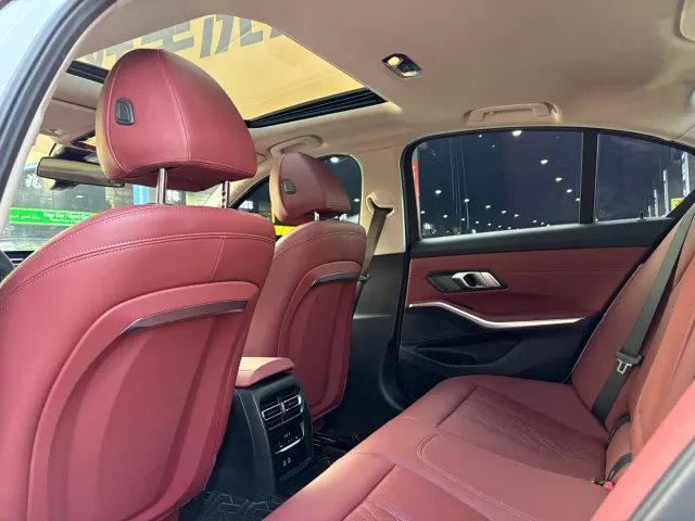 BMW 3 Series — Фото автомобиля 14