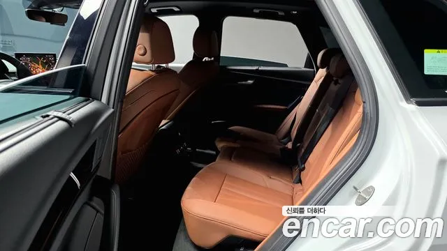 Audi Q5 FY — Фото автомобиля 16